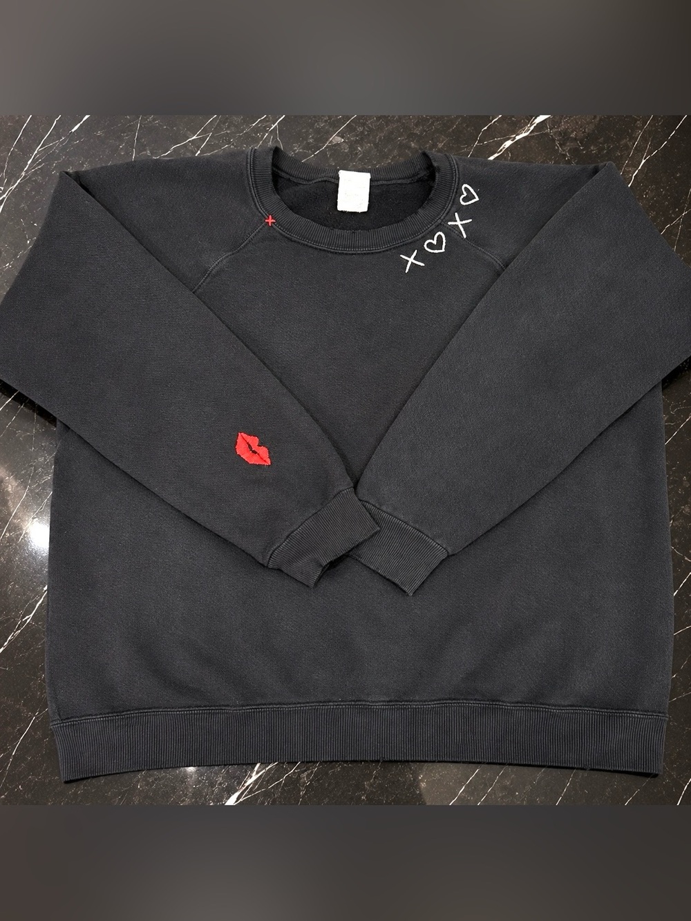 I Stole My Boyfriend’s Shirt Black Grunge Sweatshirt Embroidered XO Lips USA L